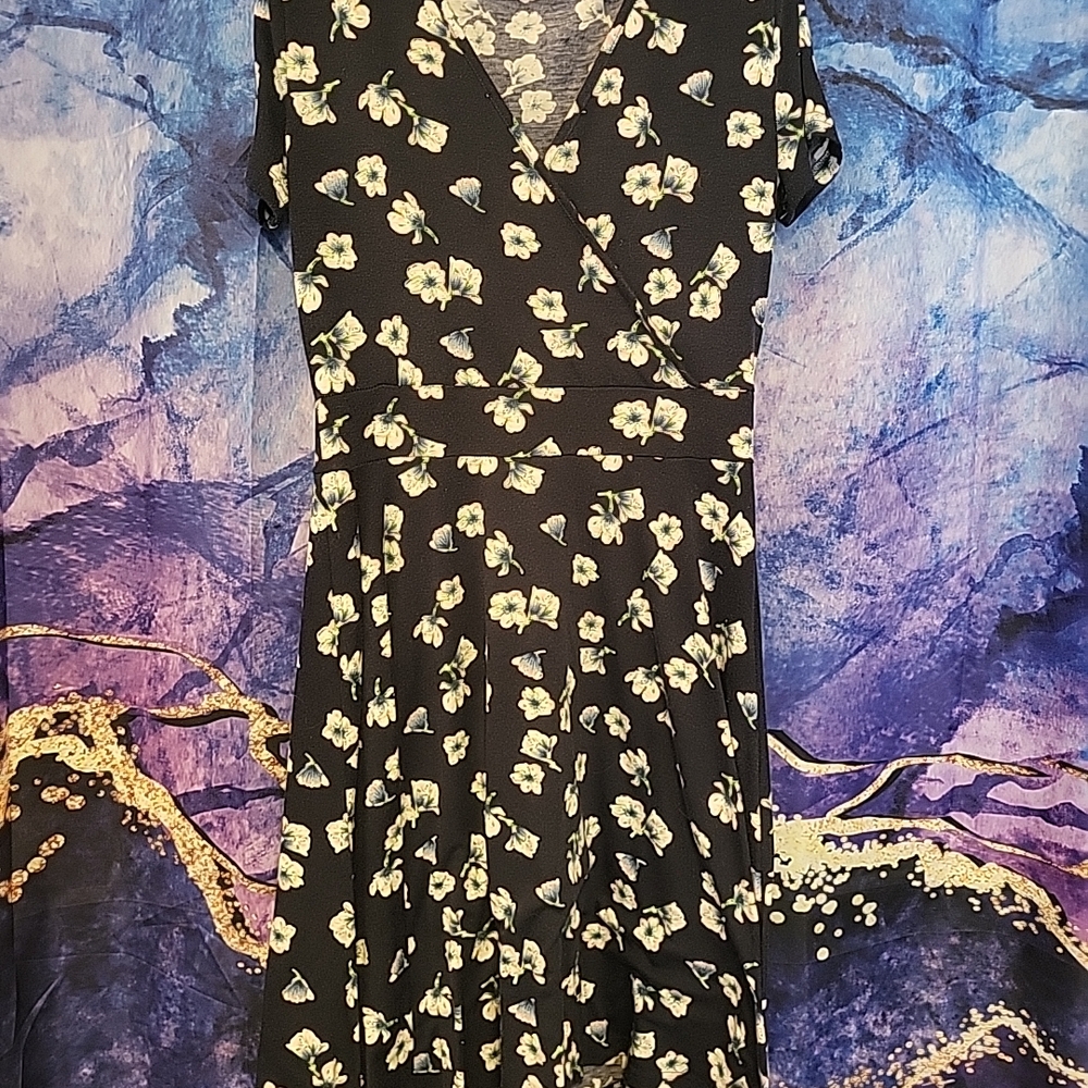 Elegant Black Floral Midi Dress